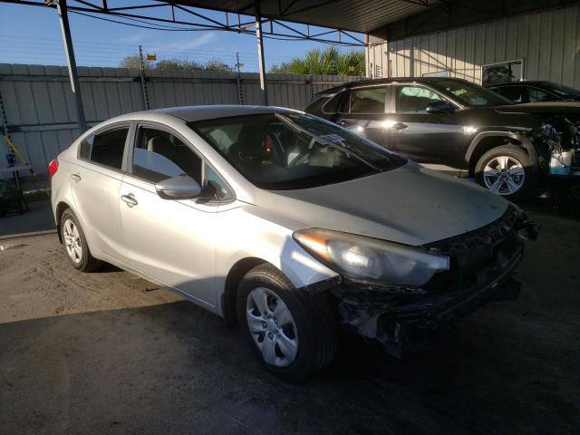 Kia Forte lx (2015)