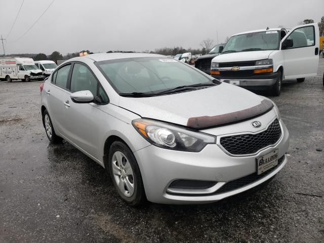 Kia Forte lx (2015)