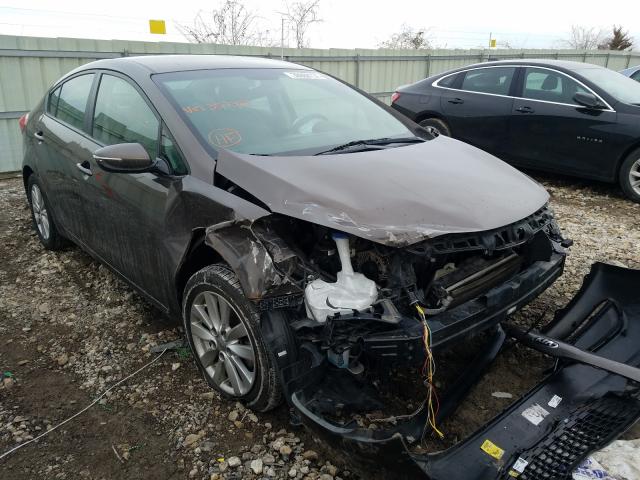 Kia Forte lx (2015)
