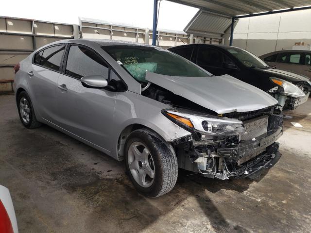 Kia Forte lx (2017)