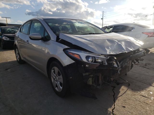 Kia Forte lx (2017)