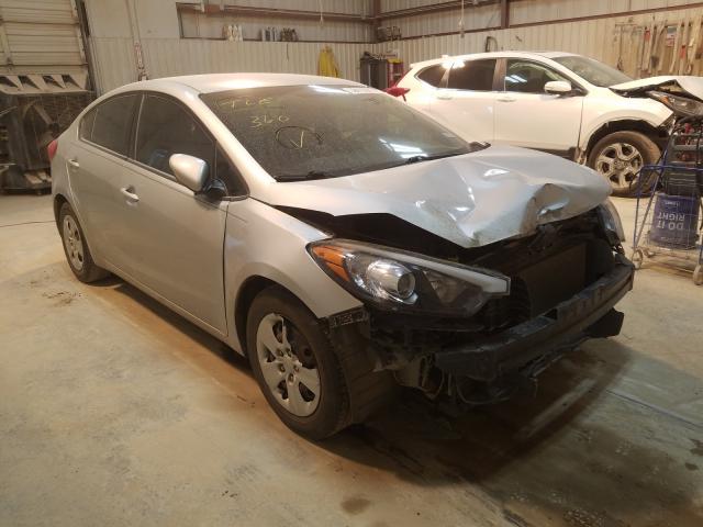 Kia Forte lx (2015)