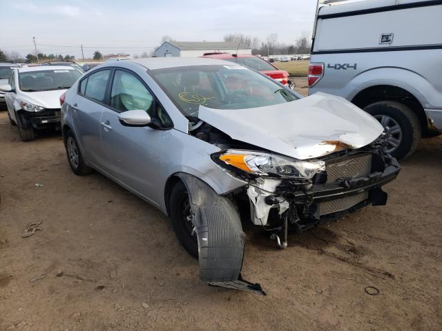Kia Forte lx (2016)