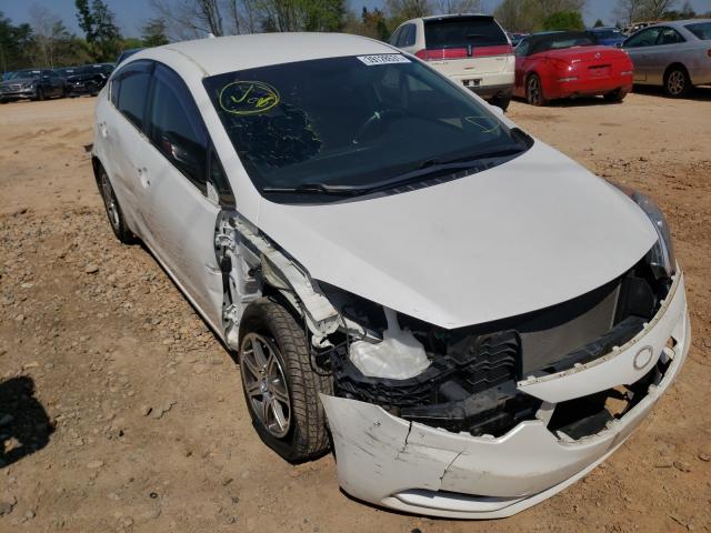Kia Forte lx (2016)
