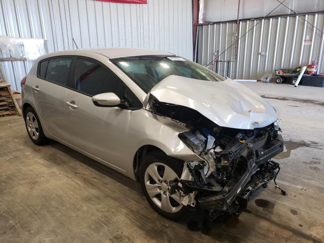 Kia Forte lx (2016)