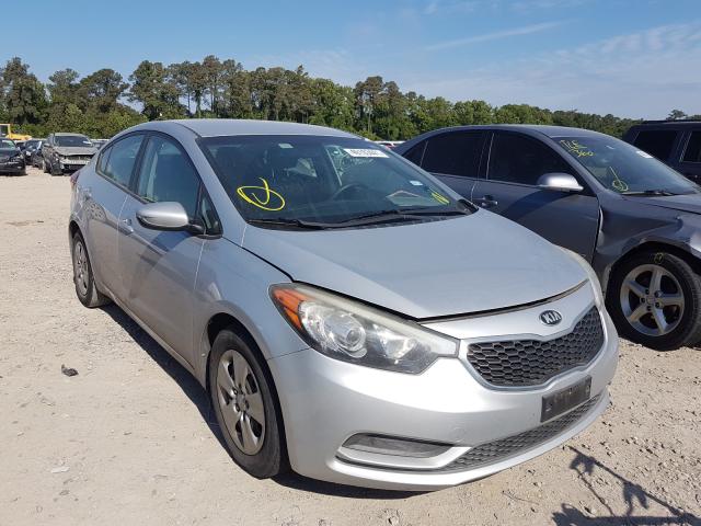 Kia Forte lx (2016)