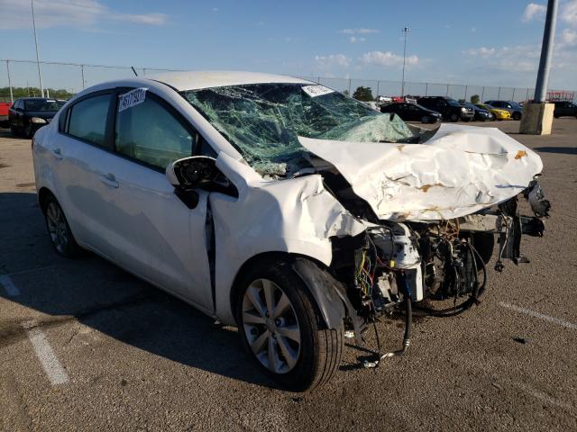 Kia Rio ex (2013)