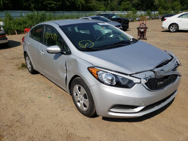 Kia Forte lx (2016)