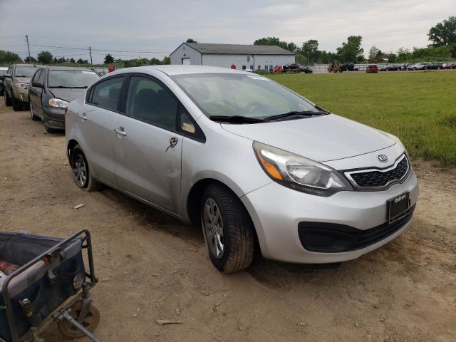 Kia Rio ex (2012)