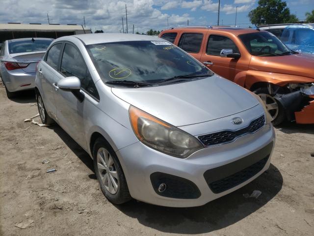 Kia Rio ex (2013)