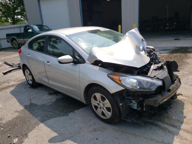 Kia Forte lx (2016)