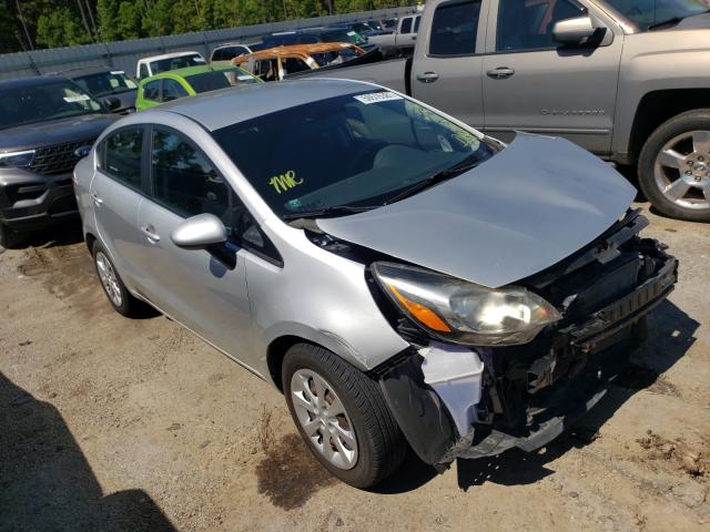 Kia Rio ex (2012)