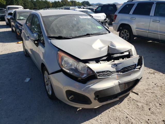 Kia Rio ex (2012)