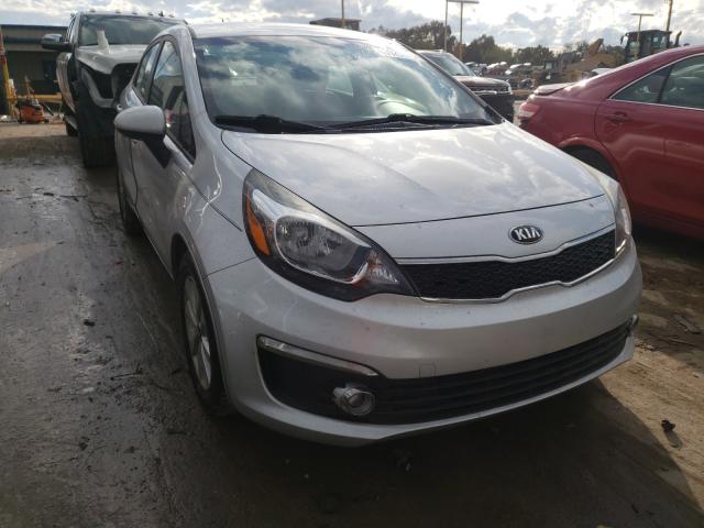 Kia Rio ex (2017)
