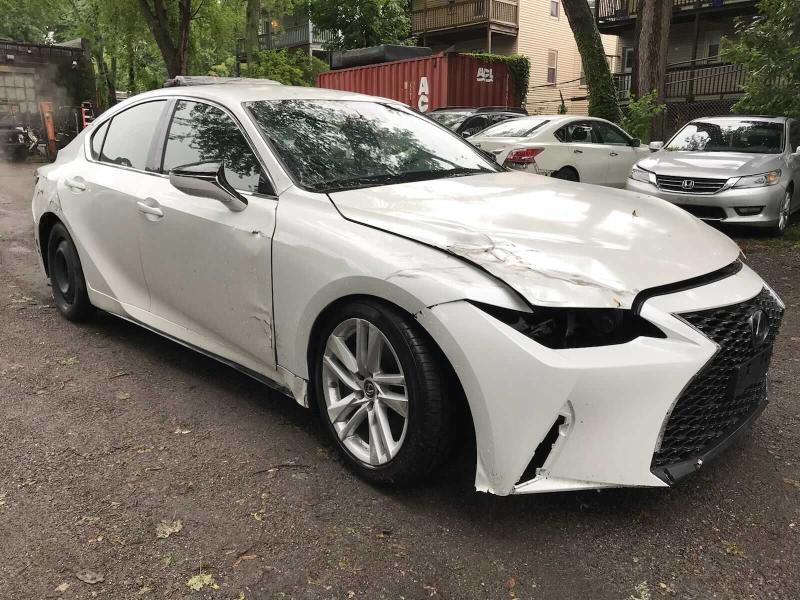 Lexus Is (2021)