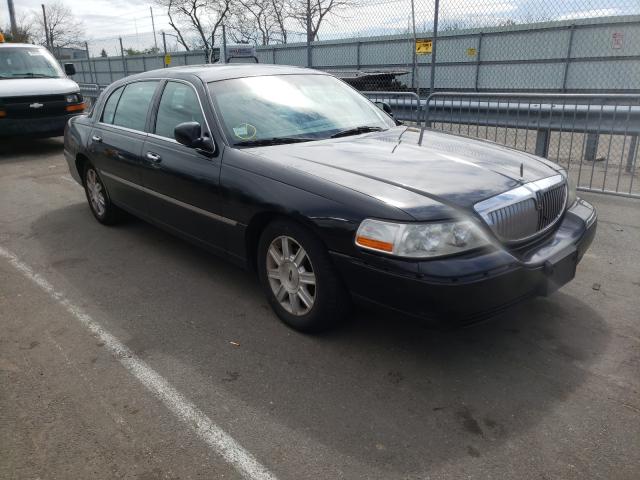 Lincoln Town car e (2011)