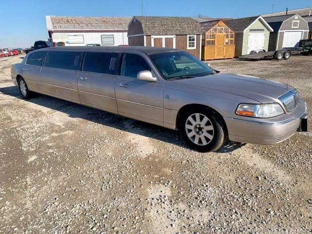Lincoln Town car e (2010)