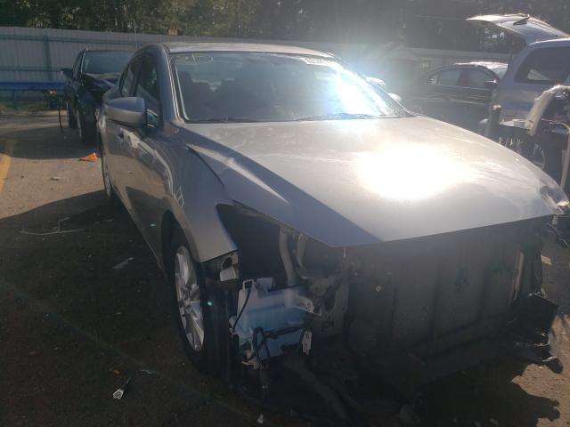 Mazda 3 grand to (2015)