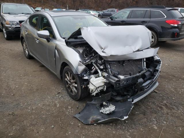 Mazda 3 grand to (2015)