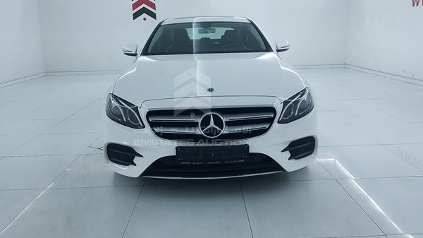 Mercedes-benz E 200 (2019)
