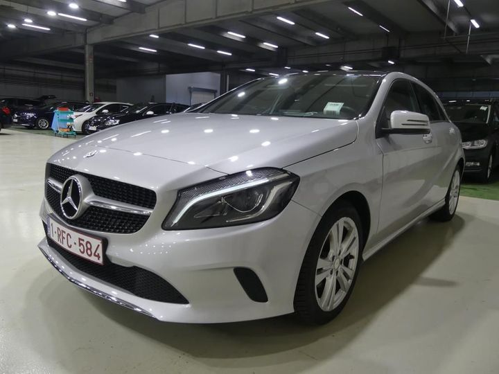 Mercedes-benz A (2016)