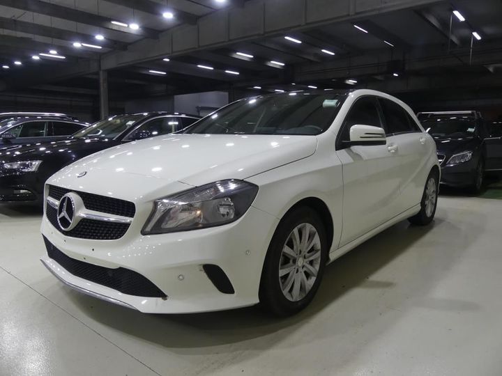 Mercedes-benz A (2016)