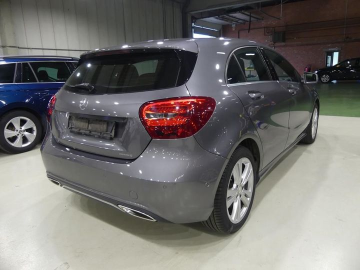 Mercedes-benz A (2016)