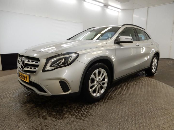 Mercedes-benz Gla (2017)