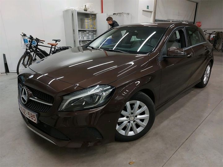 Mercedes-benz A (2016)