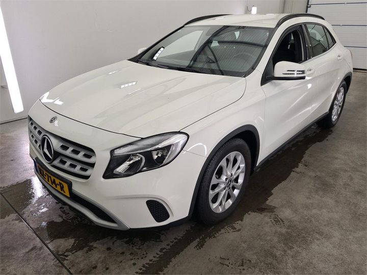 Mercedes-benz Gla (2017)