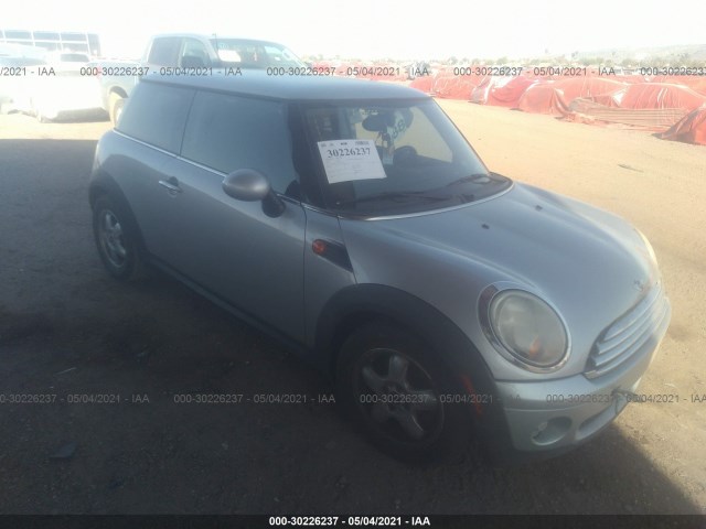 Mini Cooper hardtop (2010)