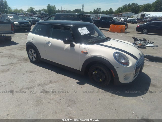 Mini Cooper hardtop (2015)