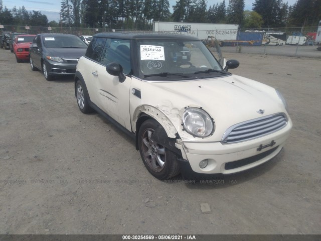 Mini Cooper hardtop (2010)