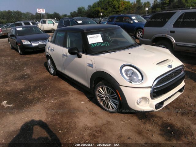 Mini Cooper hardtop 4 door (2015)