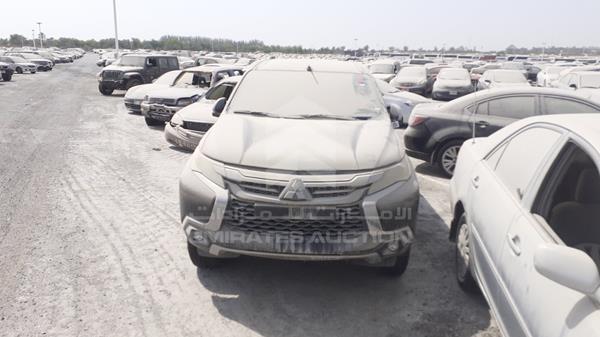 Mitsubishi Montero (2016)