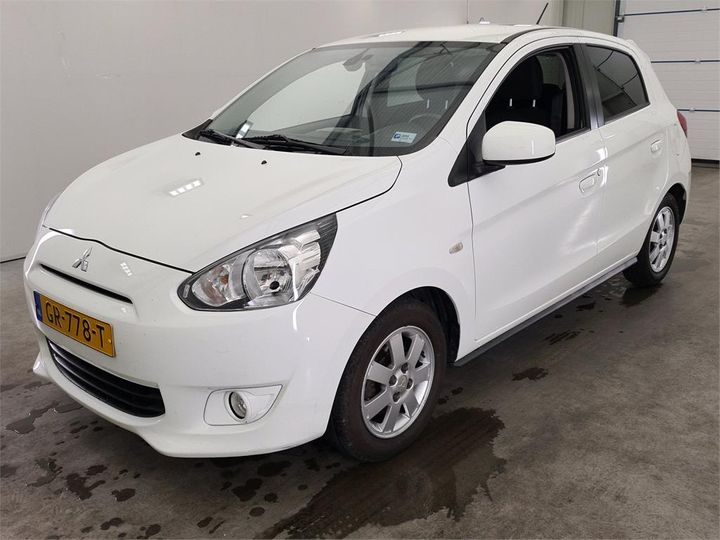 Mitsubishi Space (2015)
