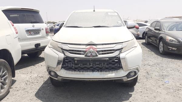Mitsubishi Montero (2016)