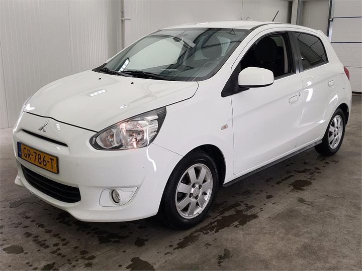 Mitsubishi Space (2015)