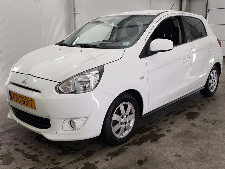 Mitsubishi Space (2015)