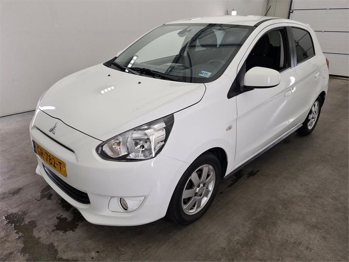 Mitsubishi Space (2015)