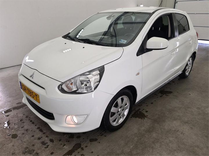 Mitsubishi Space (2015)