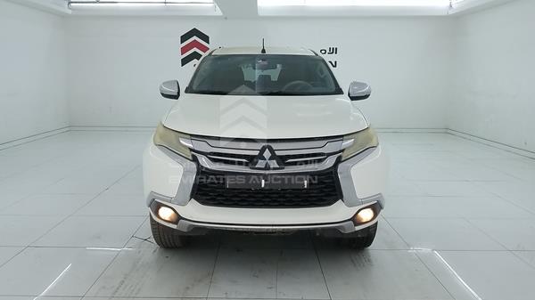 Mitsubishi Montero (2016)