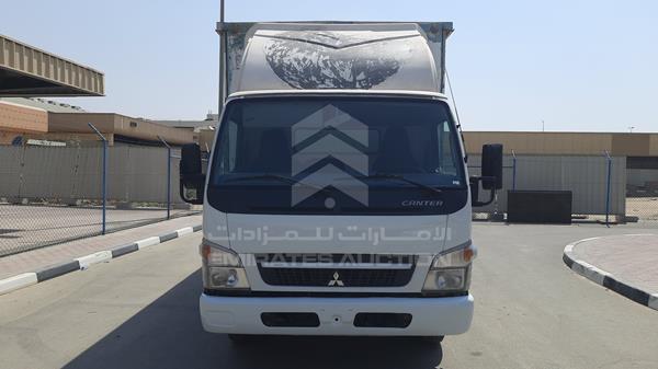 Mitsubishi Canter (2015)