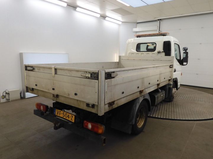 Mitsubishi Fuso canter (2013)