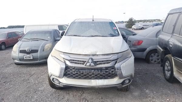 Mitsubishi Montero (2016)
