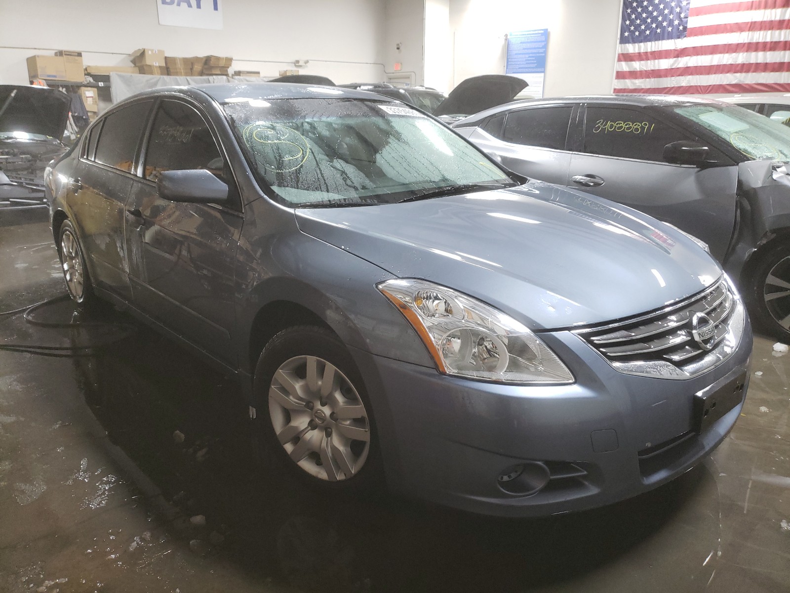 Nissan Altima bas (2010)