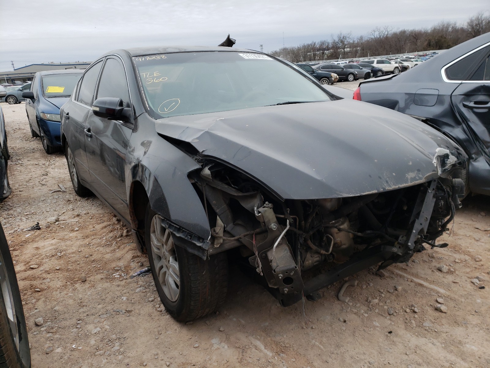 Nissan Altima bas (2010)