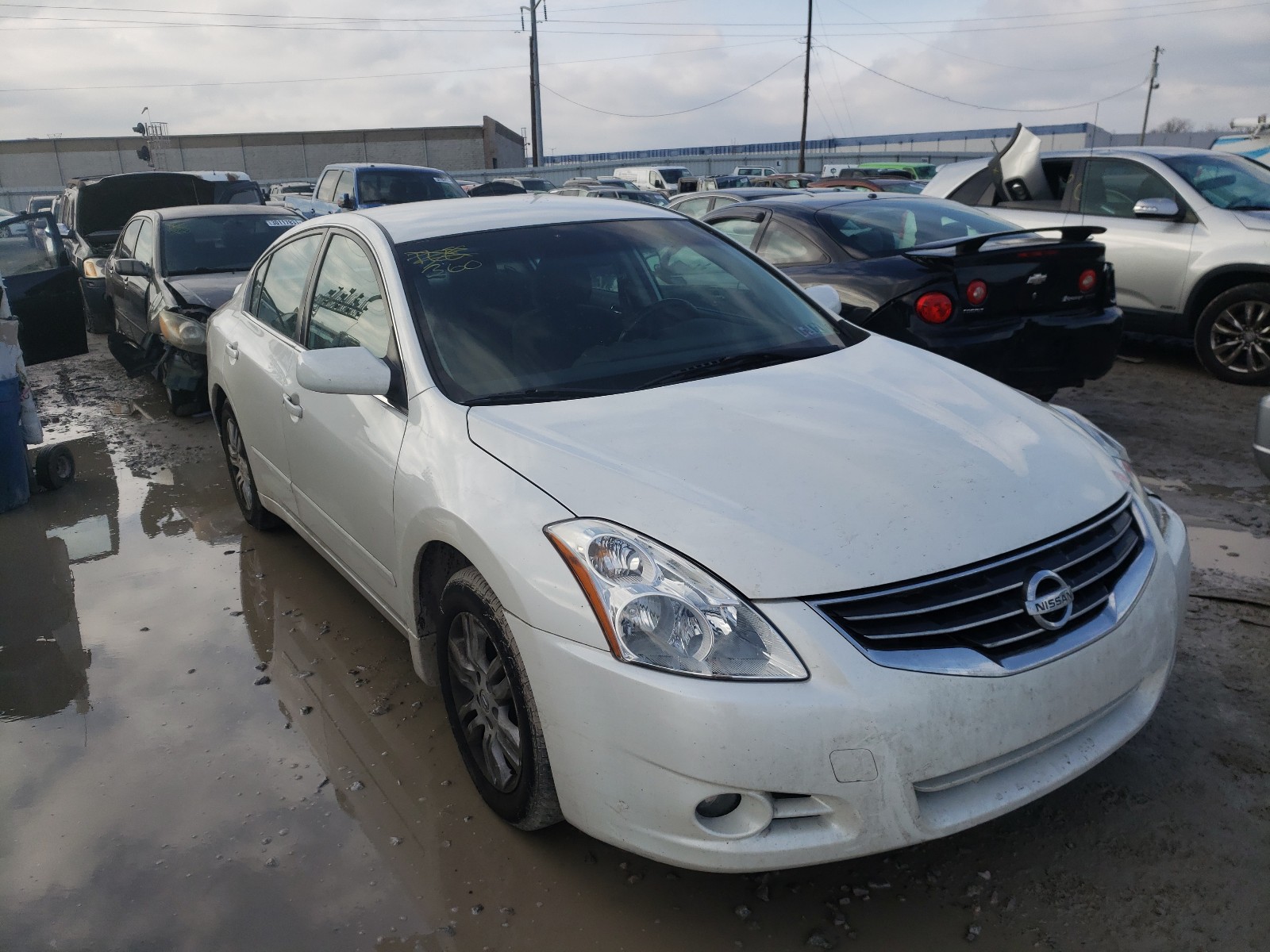 Nissan Altima bas (2011)