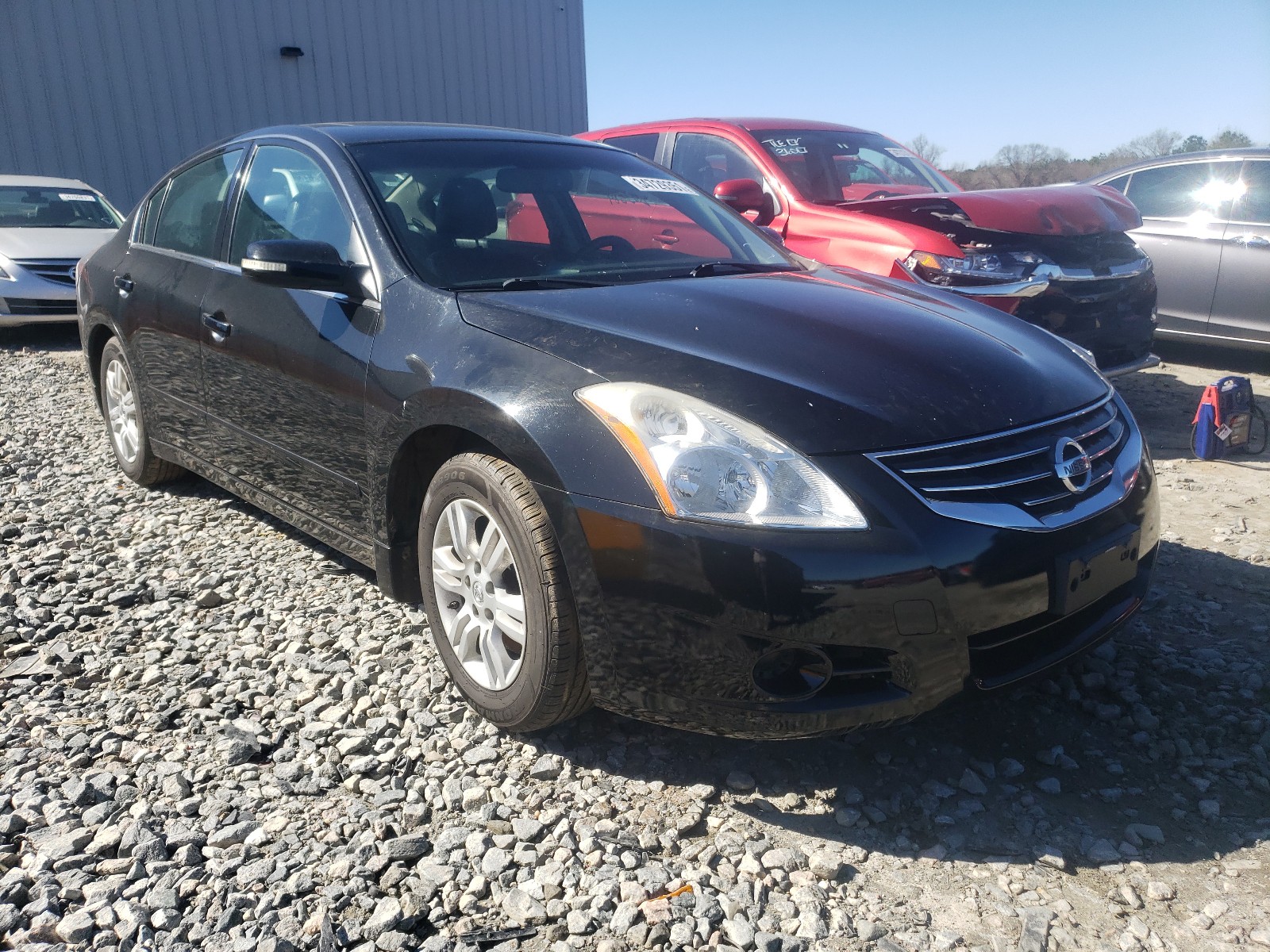Nissan Altima bas (2011)
