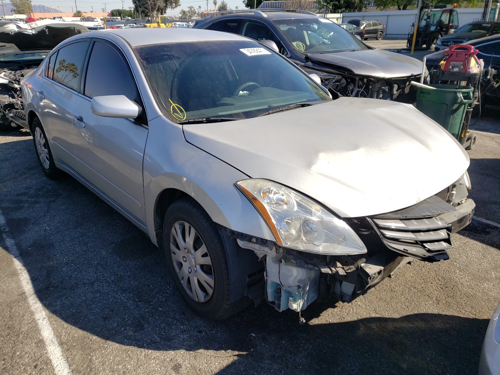 Nissan Altima bas (2011)